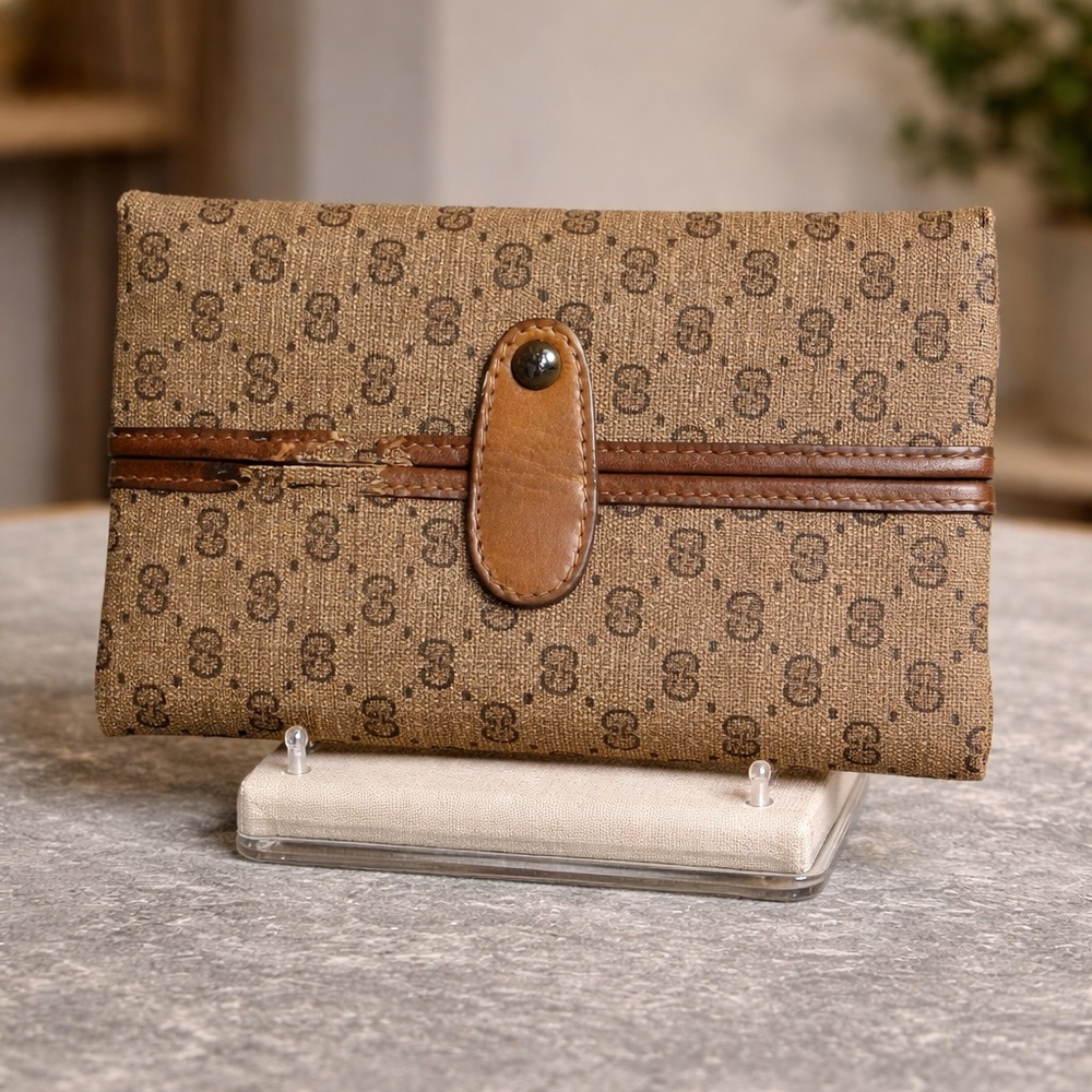 💯 Authentic Vintage Gucci coin purse wallet